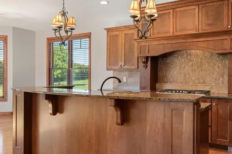 1634 Isabella Parkway Chaska MN 55318