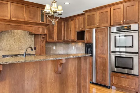 1634 Isabella Parkway Chaska MN 55318