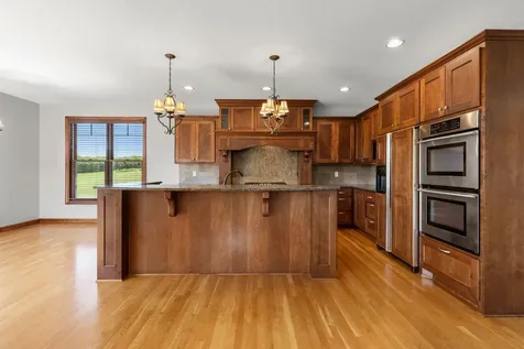 1634 Isabella Parkway Chaska MN 55318