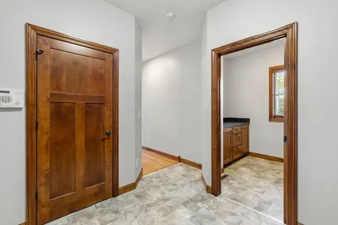 1634 Isabella Parkway Chaska MN 55318