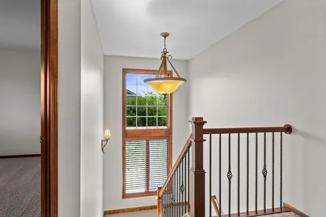 1634 Isabella Parkway Chaska MN 55318