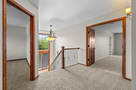 1634 Isabella Parkway Chaska MN 55318