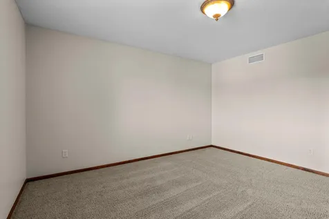 1634 Isabella Parkway Chaska MN 55318
