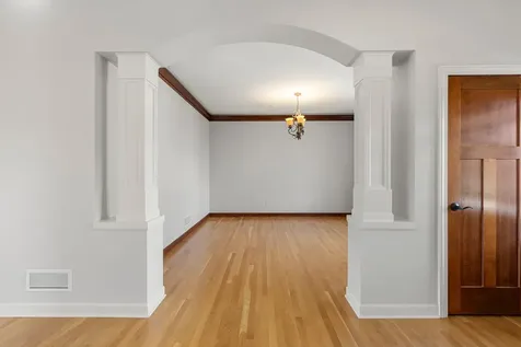1634 Isabella Parkway Chaska MN 55318