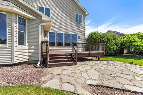 1634 Isabella Parkway Chaska MN 55318