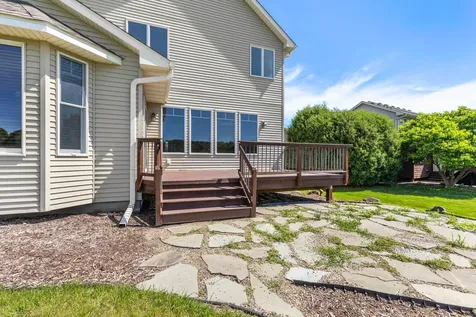 1634 Isabella Parkway Chaska MN 55318