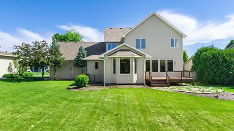 1634 Isabella Parkway Chaska MN 55318