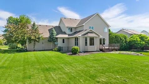 1634 Isabella Parkway Chaska MN 55318
