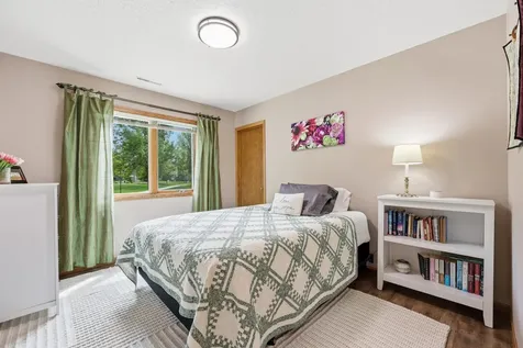 2608 25th Avenue S Fargo ND 58103