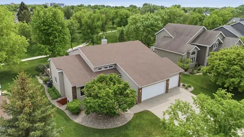 2608 25th Avenue S Fargo ND 58103