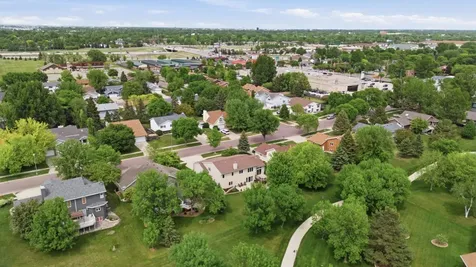 2608 25th Avenue S Fargo ND 58103
