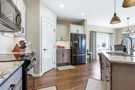 905 Andrew Street Marshall MN 56258