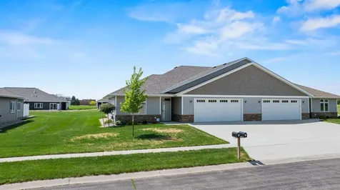 905 Andrew Street Marshall MN 56258