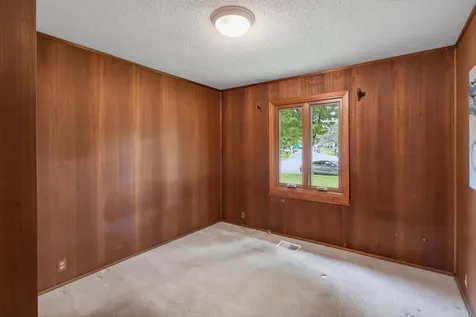2071 Lindy Avenue Roseville MN 55113