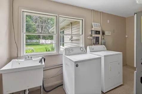 2071 Lindy Avenue Roseville MN 55113
