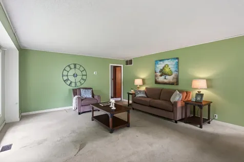 2071 Lindy Avenue Roseville MN 55113