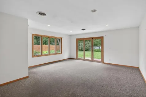 2071 Lindy Avenue Roseville MN 55113