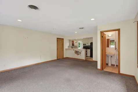 2071 Lindy Avenue Roseville MN 55113