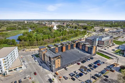 200 4th Avenue N Fargo ND 58102
