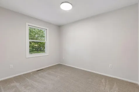 310 18th Avenue SE Cambridge MN 55008