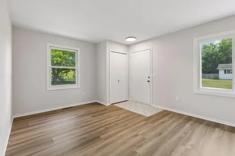 310 18th Avenue SE Cambridge MN 55008