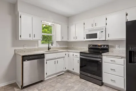 310 18th Avenue SE Cambridge MN 55008
