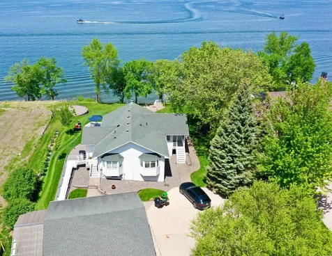 11646 Indian Beach Road Spicer MN 56288