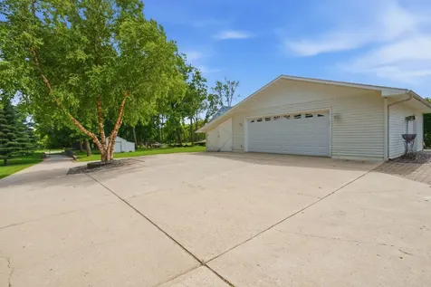 11646 Indian Beach Road Spicer MN 56288