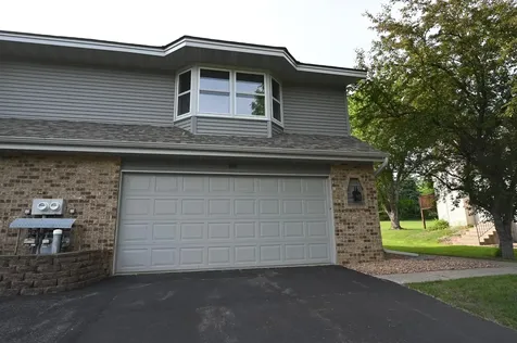 800 Buckingwood Court Chanhassen MN 55317