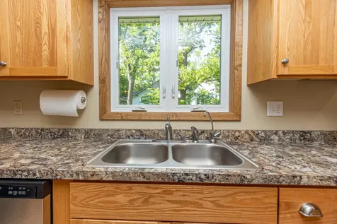 102 Ross Garden NW Alexandria MN 56308