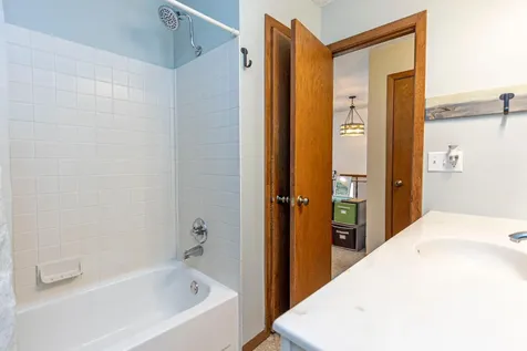 102 Ross Garden NW Alexandria MN 56308