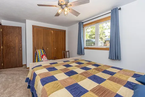 102 Ross Garden NW Alexandria MN 56308