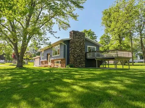 102 Ross Garden NW Alexandria MN 56308