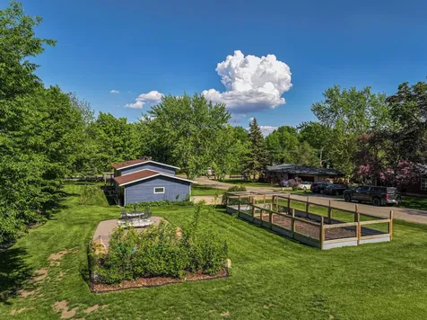 102 Ross Garden NW Alexandria MN 56308