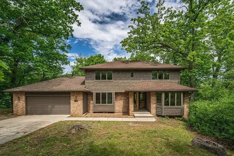 1473 Lake Park Circle Eagan MN 55122