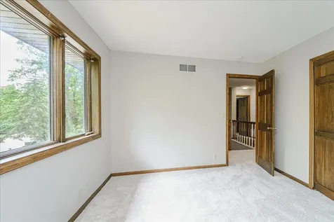 1473 Lake Park Circle Eagan MN 55122