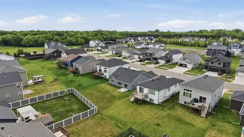 7903 Buckthorn Avenue Horace ND 58047