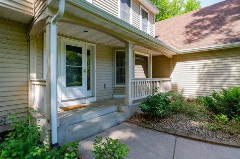 875 Midwest Trail N Lake Elmo MN 55042