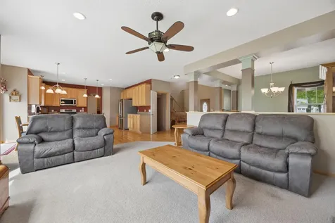 11265 68th Street NE Albertville MN 55301