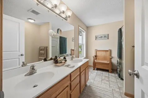 11265 68th Street NE Albertville MN 55301
