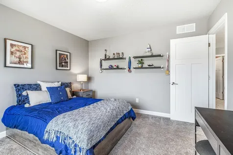 20490 Ginger Court Lakeville MN 55044