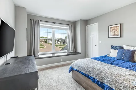 20490 Ginger Court Lakeville MN 55044