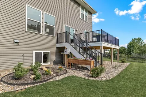 20490 Ginger Court Lakeville MN 55044