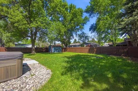 2401 S Flickertail Drive S Fargo ND 58103