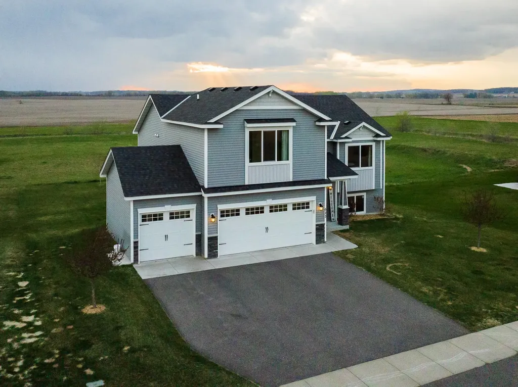 623 Elm Street N Kimball MN 55353