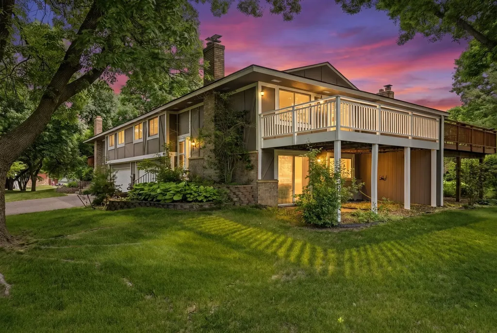 7522 Zinnia Way Maple Grove MN 55311