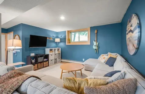 1695 Silver Lake Road NW New Brighton MN 55112
