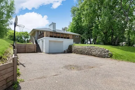 620 Callahan Place Mendota Heights MN 55118