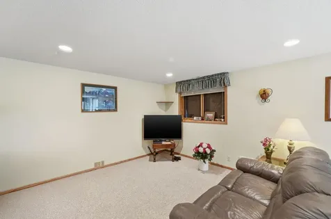 534 168th Avenue NE Andover MN 55304