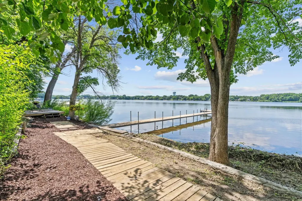 2666 Keller Parkway Maplewood MN 55109